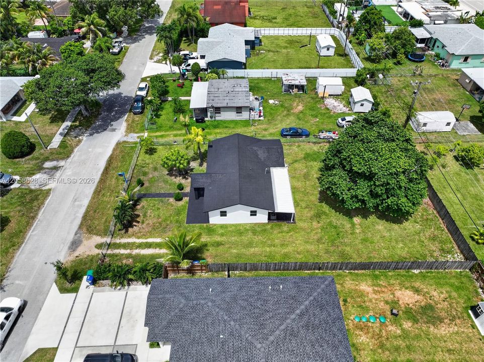 For Sale: $529,900 (3 beds, 2 baths, 1184 Square Feet)