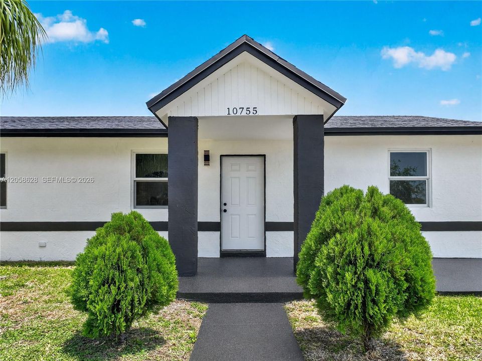 For Sale: $529,900 (3 beds, 2 baths, 1184 Square Feet)