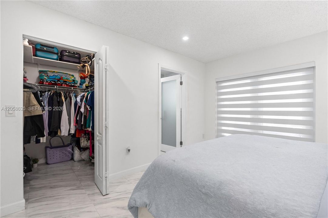В аренду: $3,500 (3 спален, 2 ванн, 1394 Квадратных фут)