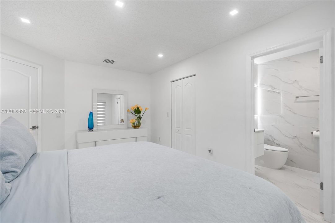 В аренду: $3,500 (3 спален, 2 ванн, 1394 Квадратных фут)
