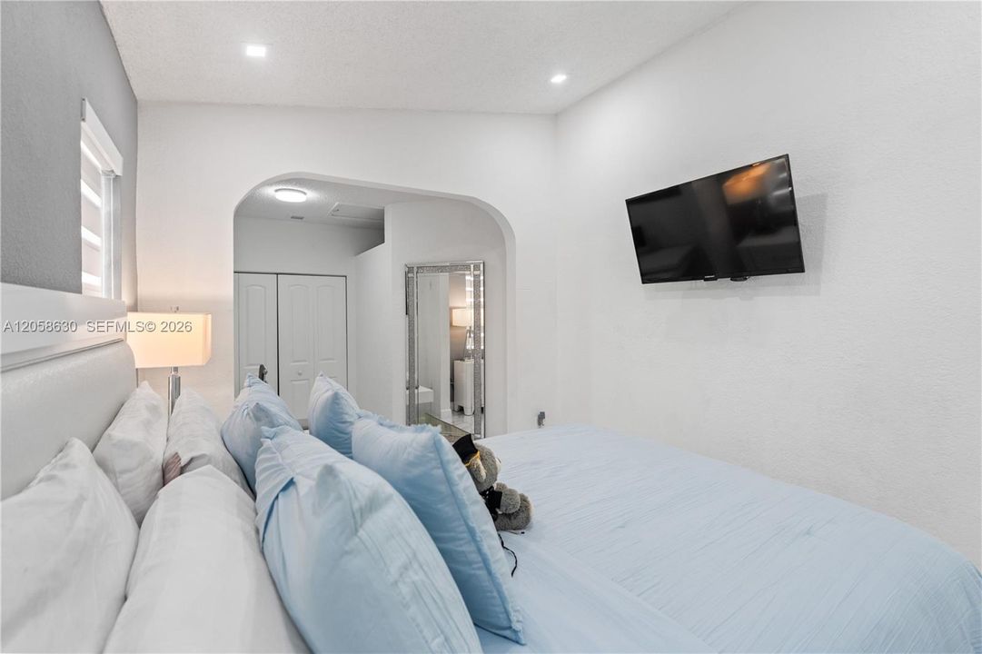 В аренду: $3,500 (3 спален, 2 ванн, 1394 Квадратных фут)