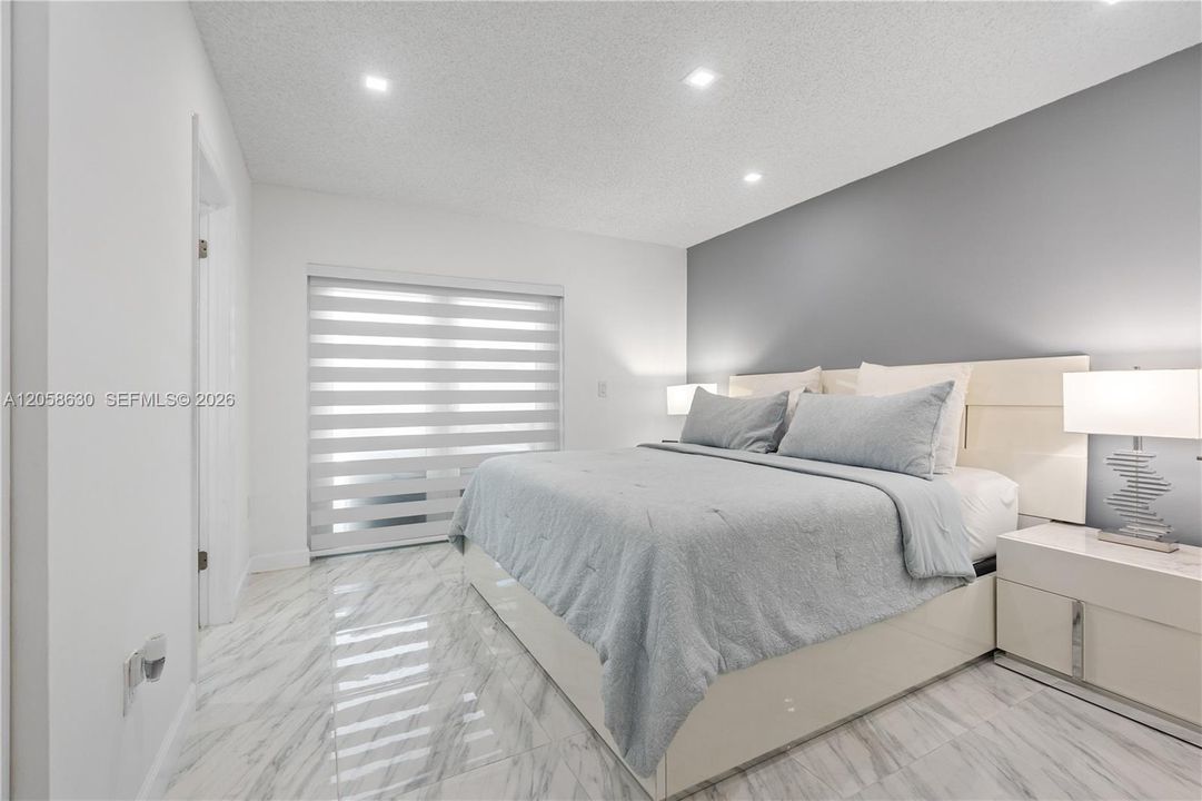 В аренду: $3,500 (3 спален, 2 ванн, 1394 Квадратных фут)