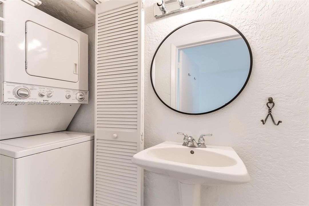 In-Unit laundry and half bathroom