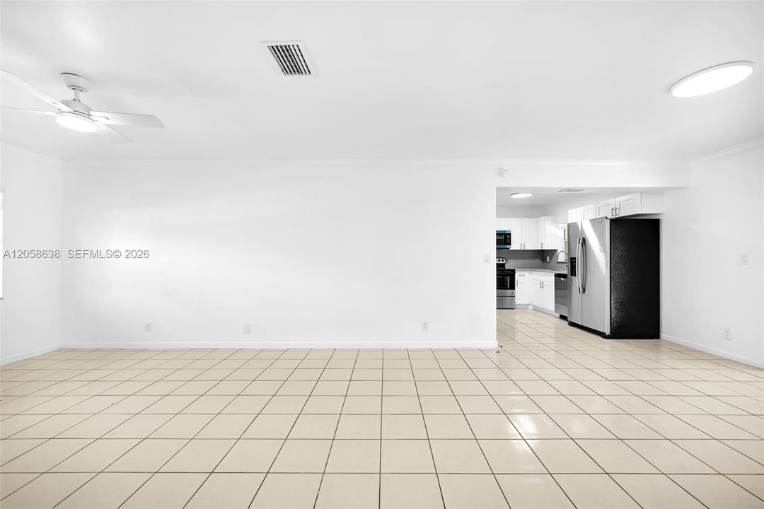 В аренду: $2,950 (3 спален, 2 ванн, 1328 Квадратных фут)
