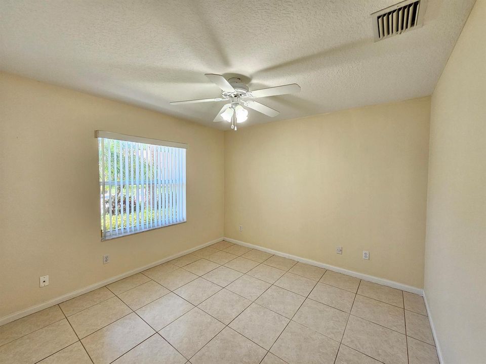 Bedroom 3 (4)