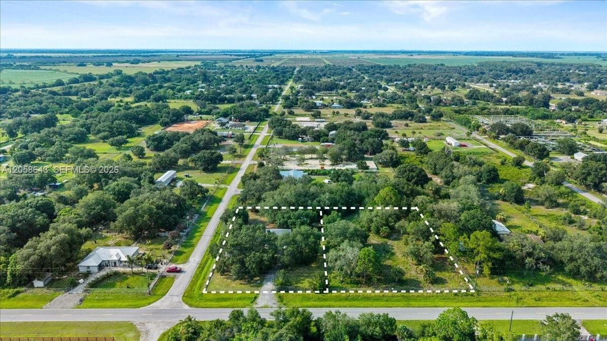En Venta: $385,000 (2 camas, 1 baños, 777 Pies cuadrados)