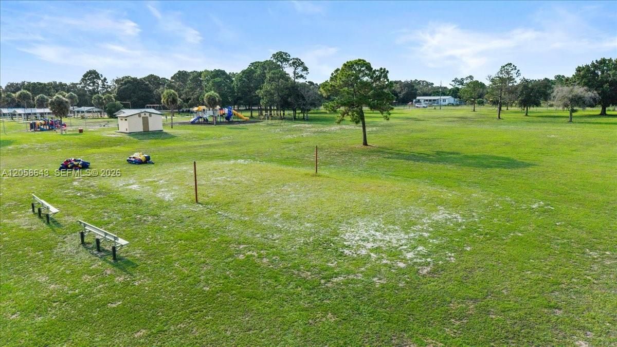 En Venta: $385,000 (2 camas, 1 baños, 777 Pies cuadrados)