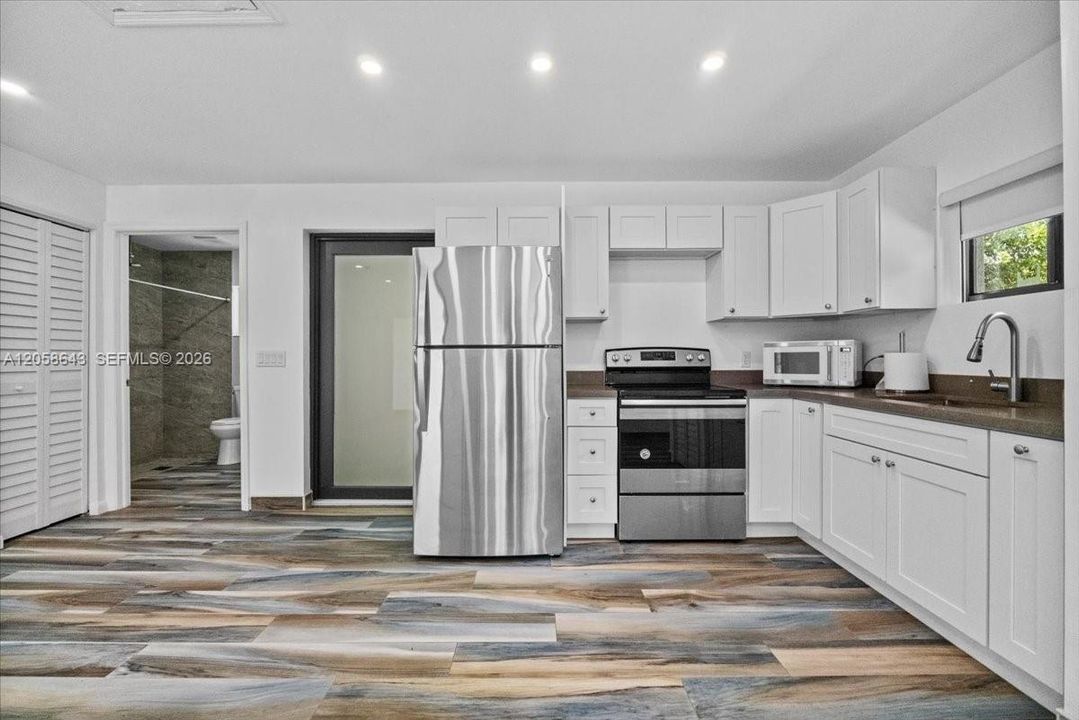 En Venta: $385,000 (2 camas, 1 baños, 777 Pies cuadrados)