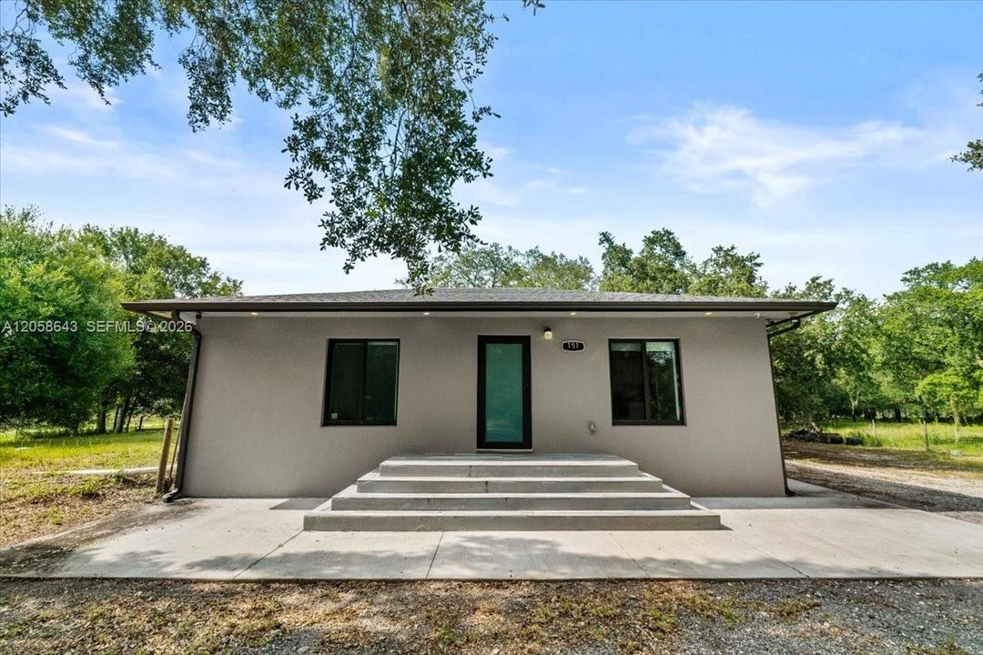 En Venta: $385,000 (2 camas, 1 baños, 777 Pies cuadrados)