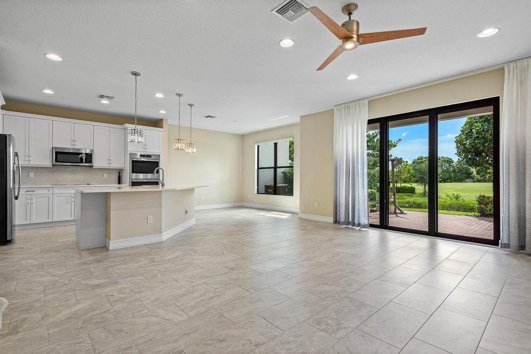 009-10210AkensideDrive-BocaRaton-FL-3342