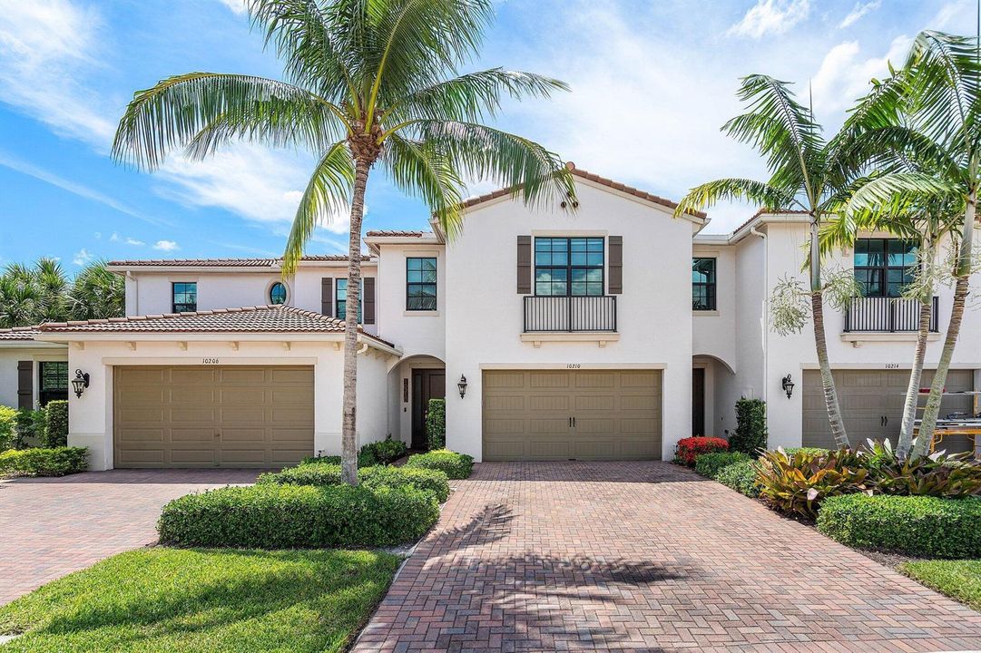 001-10210AkensideDrive-BocaRaton-FL-3342