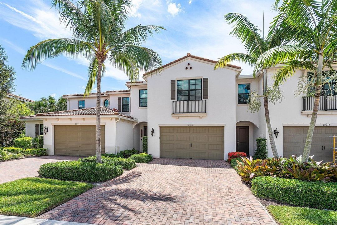 002-10210AkensideDrive-BocaRaton-FL-3342
