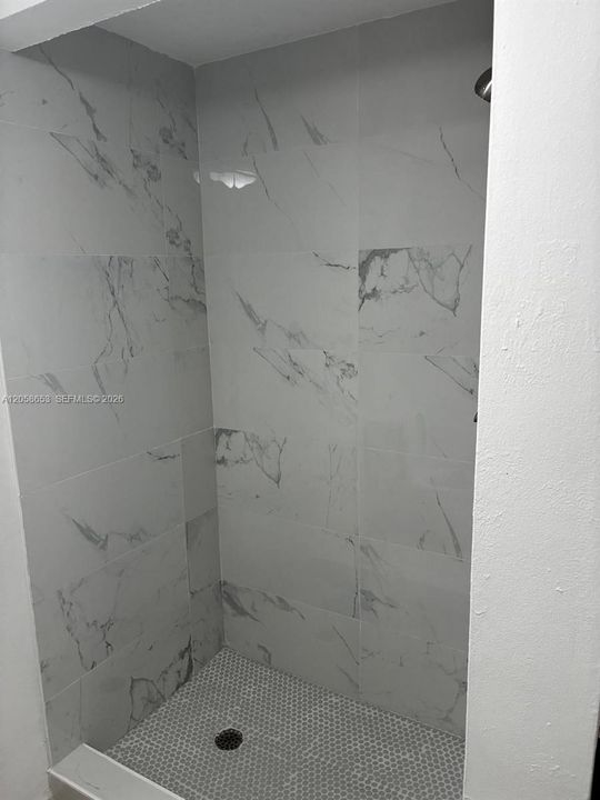En Renta: $2,150 (2 camas, 2 baños, 949 Pies cuadrados)