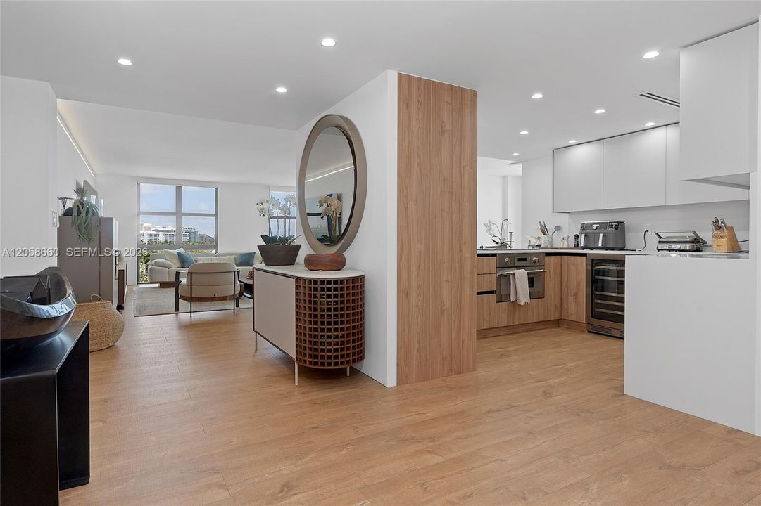 For Sale: $2,950,000 (3 beds, 2 baths, 1782 Square Feet)