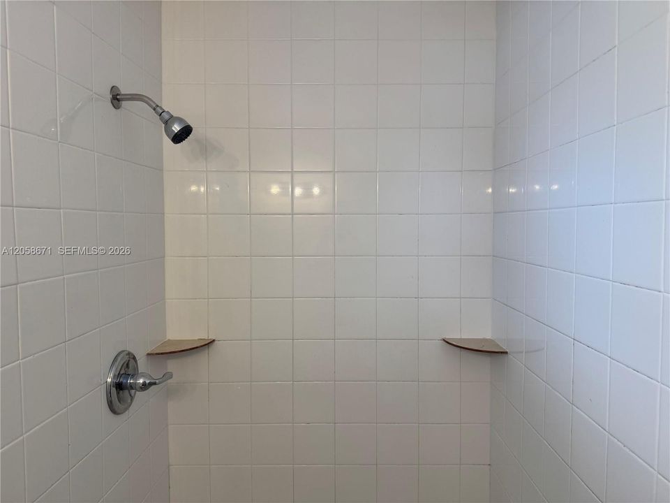 В аренду: $2,750 (3 спален, 2 ванн, 980 Квадратных фут)