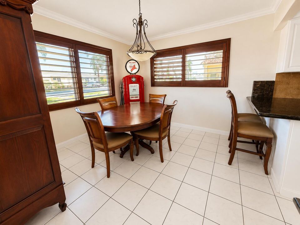Eat in Kitchen