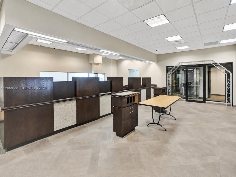 Bank Suite