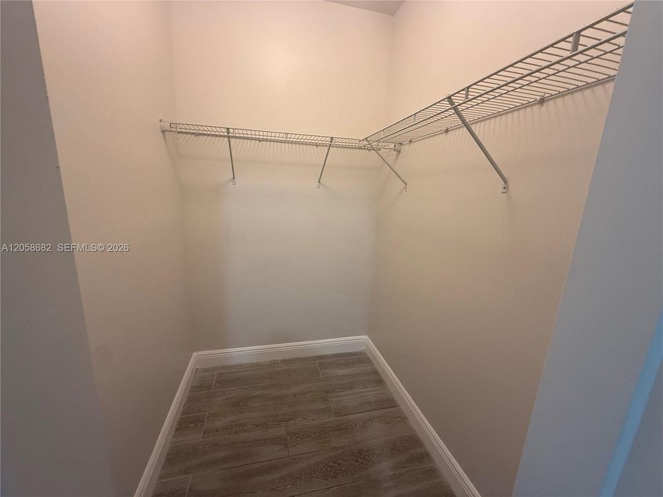 В аренду: $3,000 (3 спален, 2 ванн, 1650 Квадратных фут)