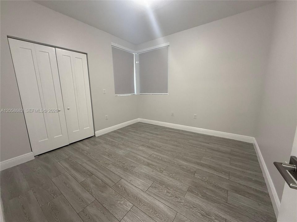 В аренду: $3,000 (3 спален, 2 ванн, 1650 Квадратных фут)