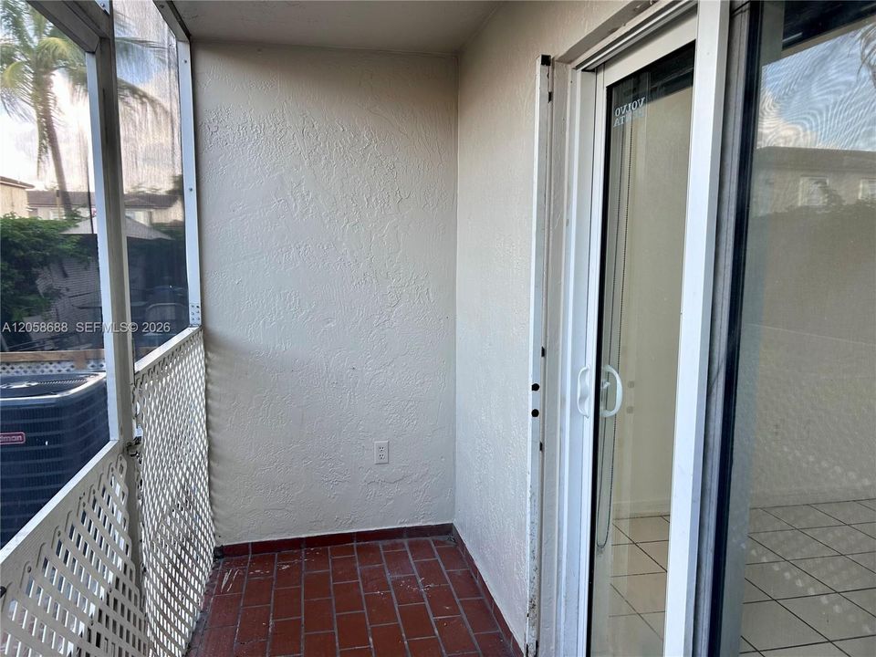 En Renta: $2,200 (2 camas, 2 baños, 946 Pies cuadrados)