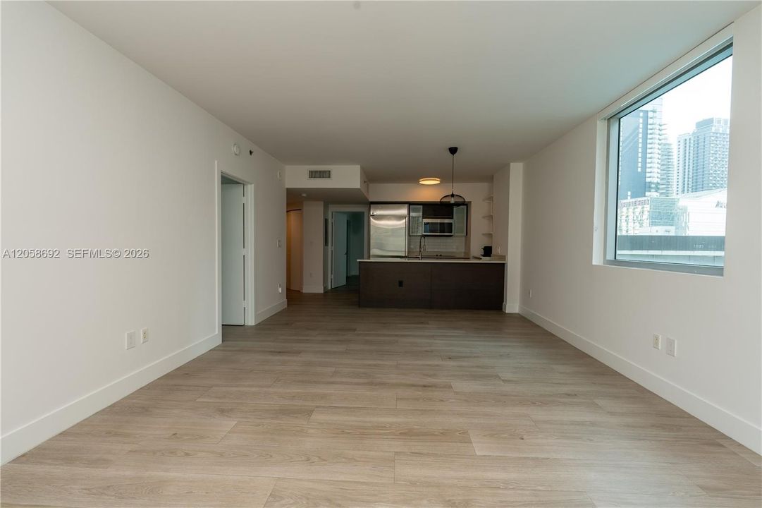 For Sale: $629,000 (2 beds, 2 baths, 1197 Square Feet)