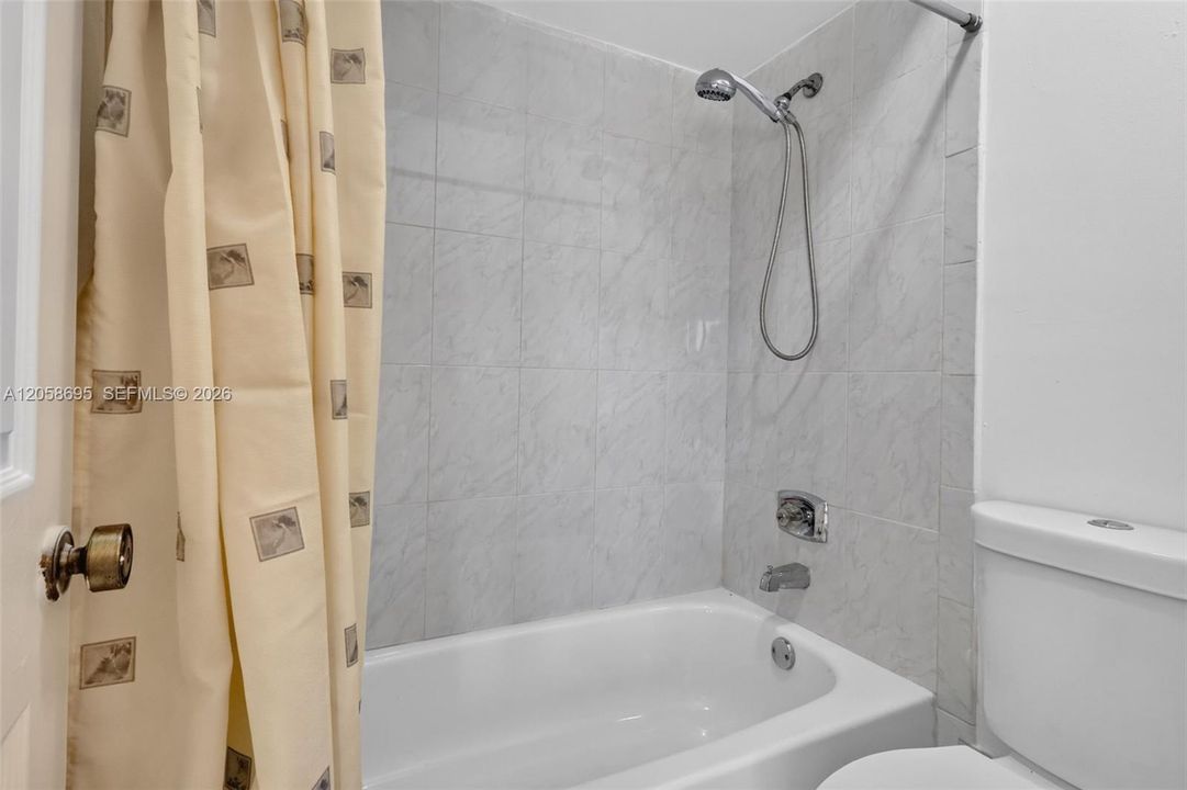 На продажу: $450,000 (3 спален, 2 ванн, 1466 Квадратных фут)