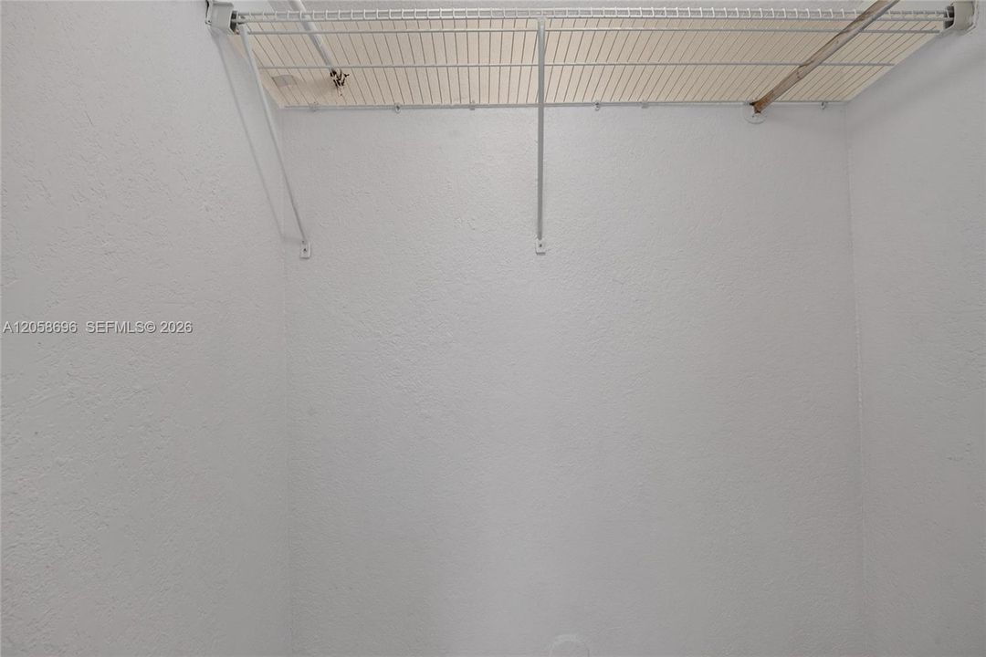 En Renta: $1,700 (2 camas, 2 baños, 775 Pies cuadrados)