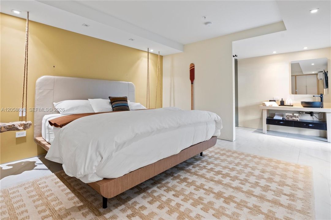 En Venta: $4,599,000 (6 camas, 6 baños, 6676 Pies cuadrados)