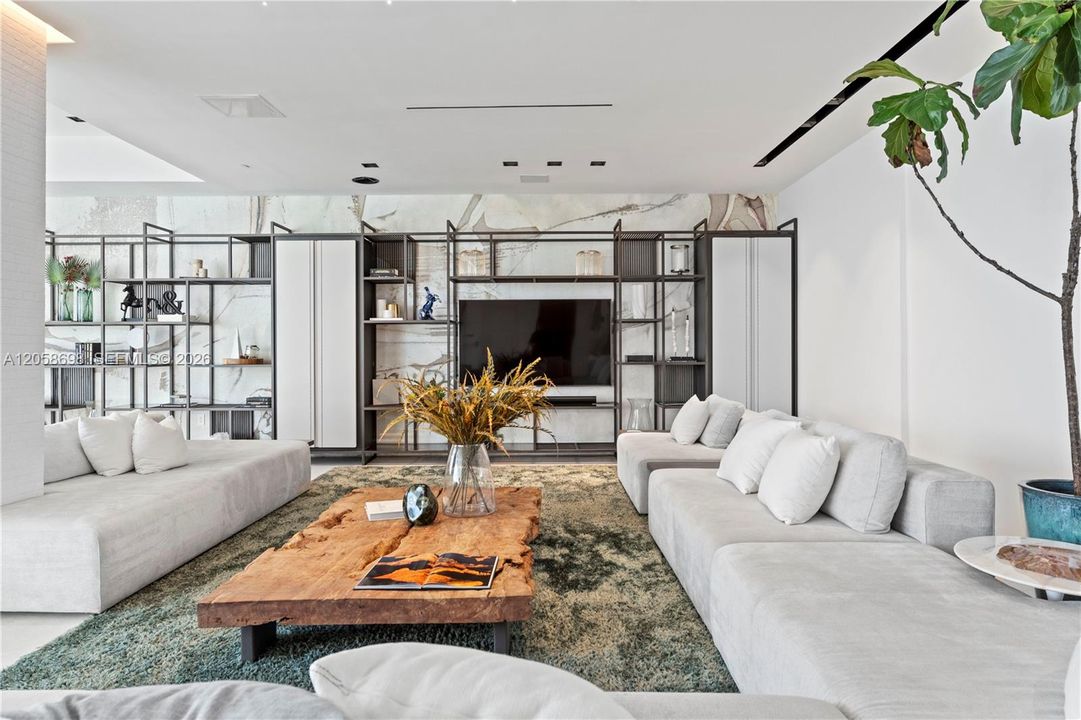 En Venta: $4,599,000 (6 camas, 6 baños, 6676 Pies cuadrados)