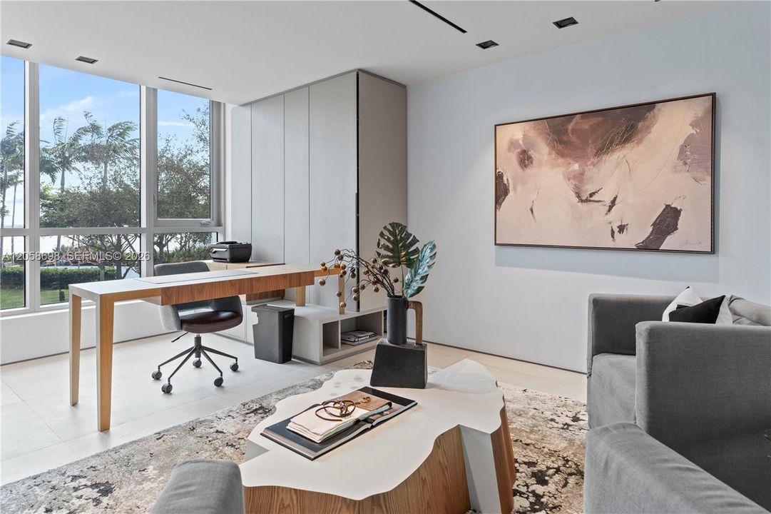 En Venta: $4,599,000 (6 camas, 6 baños, 6676 Pies cuadrados)