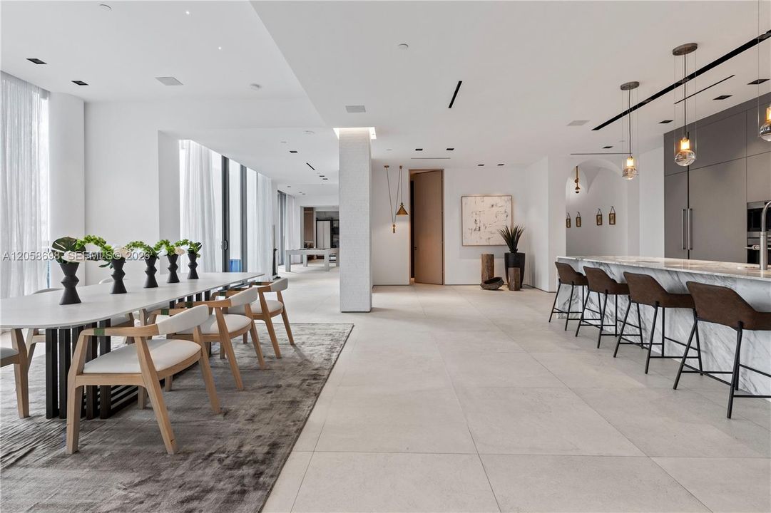 En Venta: $4,599,000 (6 camas, 6 baños, 6676 Pies cuadrados)