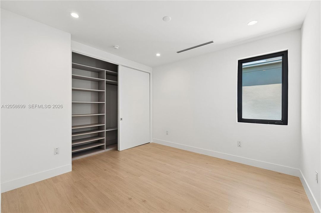 For Sale: $1,900,000 (4 beds, 4 baths, 0 Square Feet)