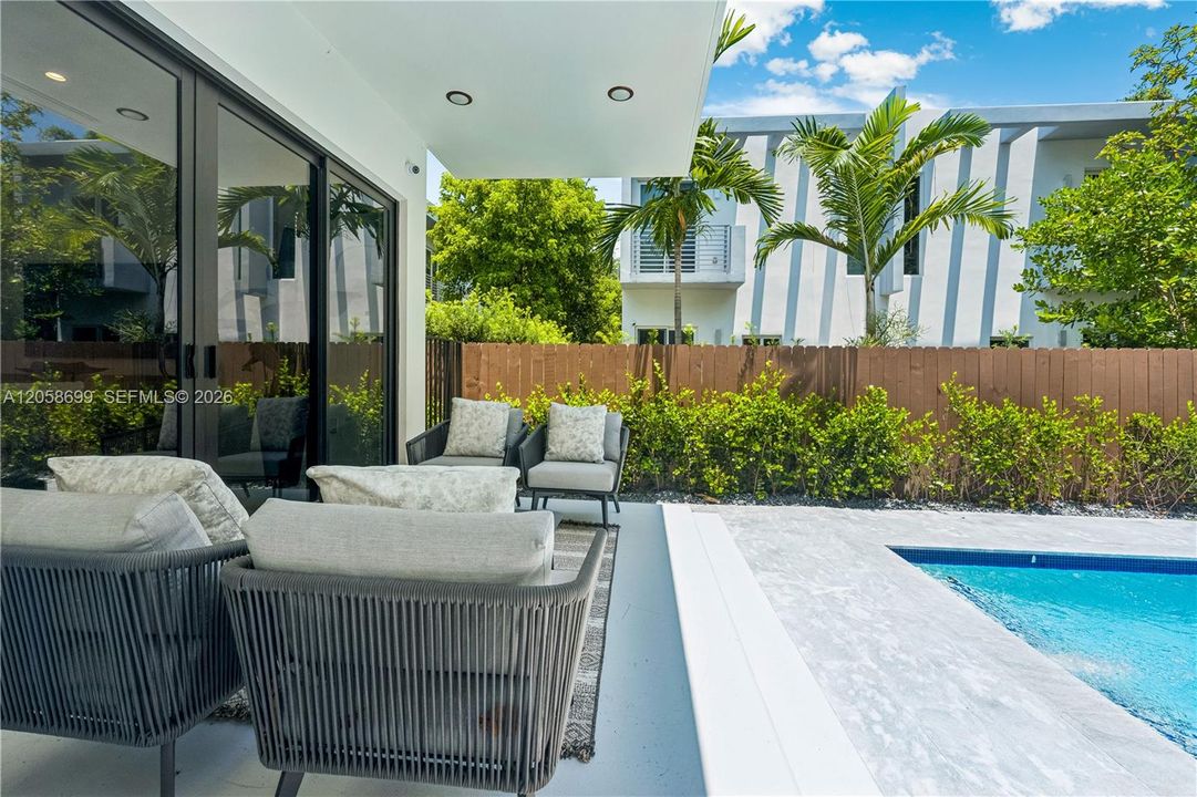 For Sale: $1,900,000 (4 beds, 4 baths, 0 Square Feet)