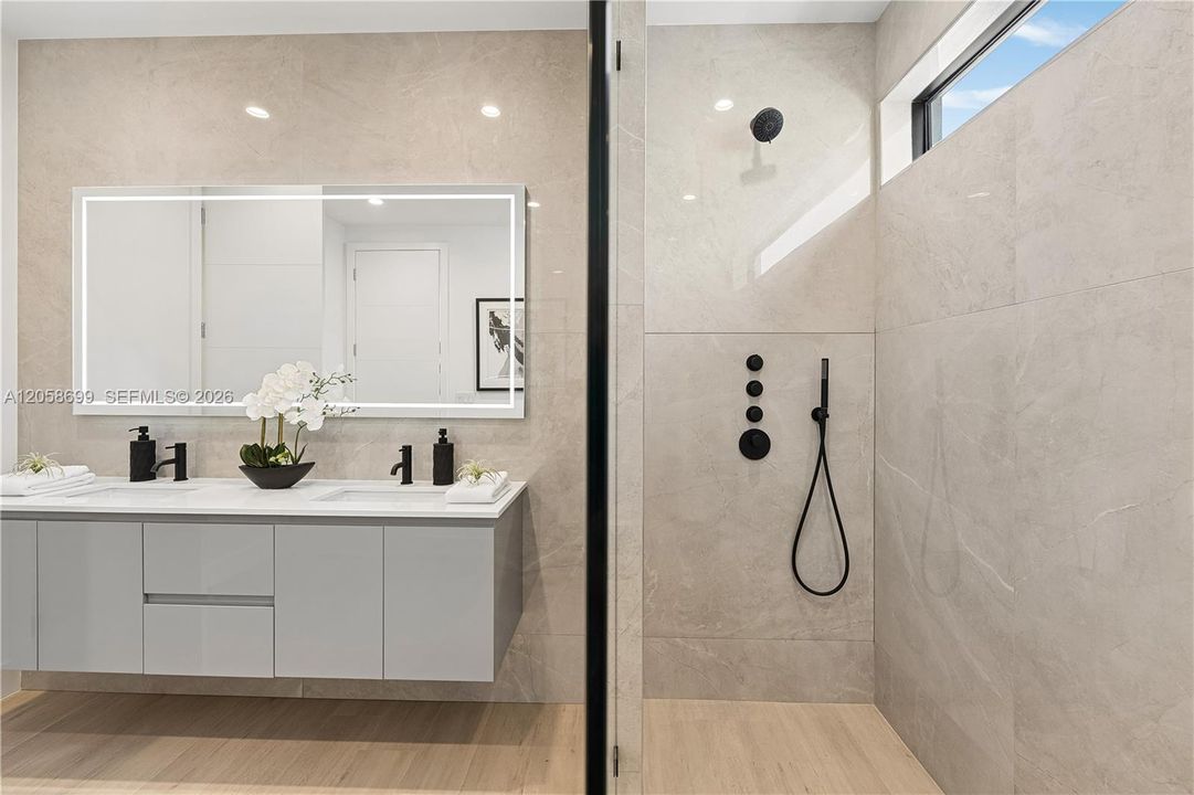 For Sale: $1,900,000 (4 beds, 4 baths, 0 Square Feet)