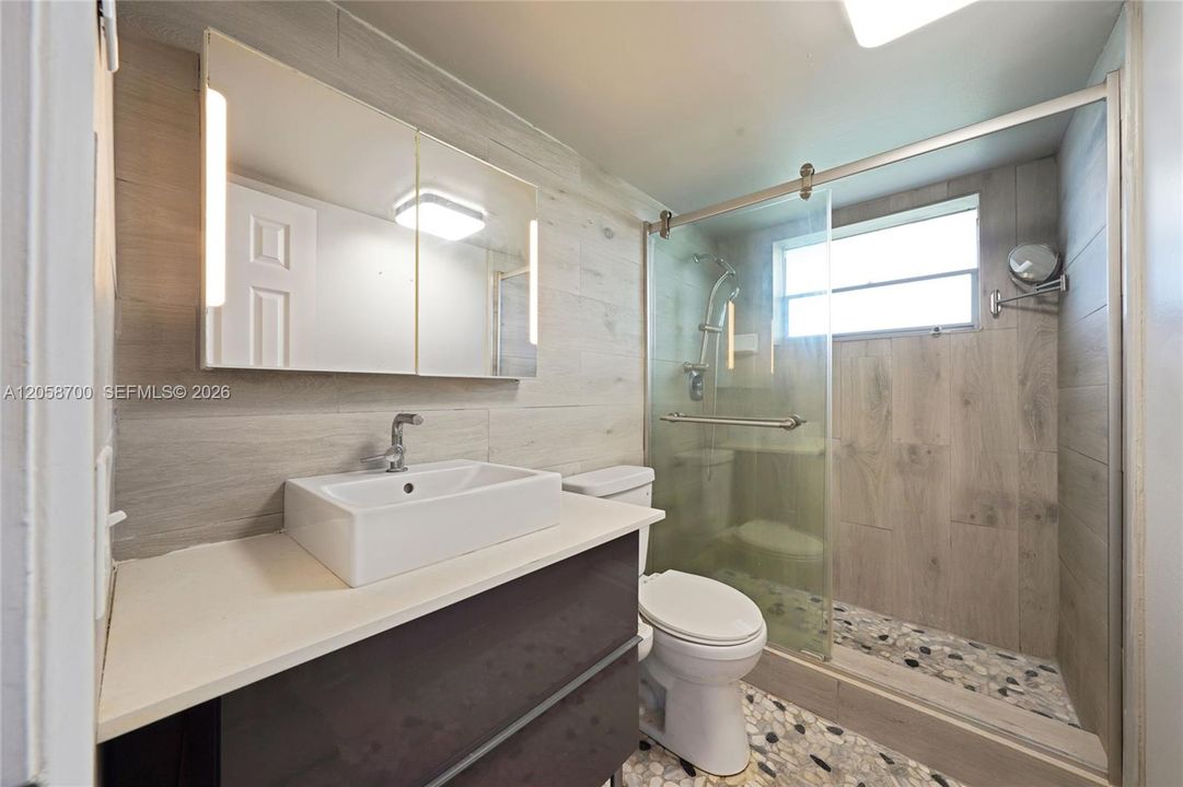 En Venta: $125,000 (2 camas, 2 baños, 992 Pies cuadrados)
