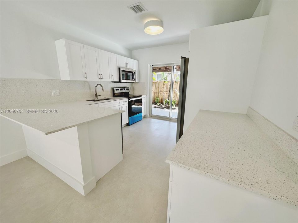 В аренду: $2,950 (2 спален, 1 ванн, 1548 Квадратных фут)