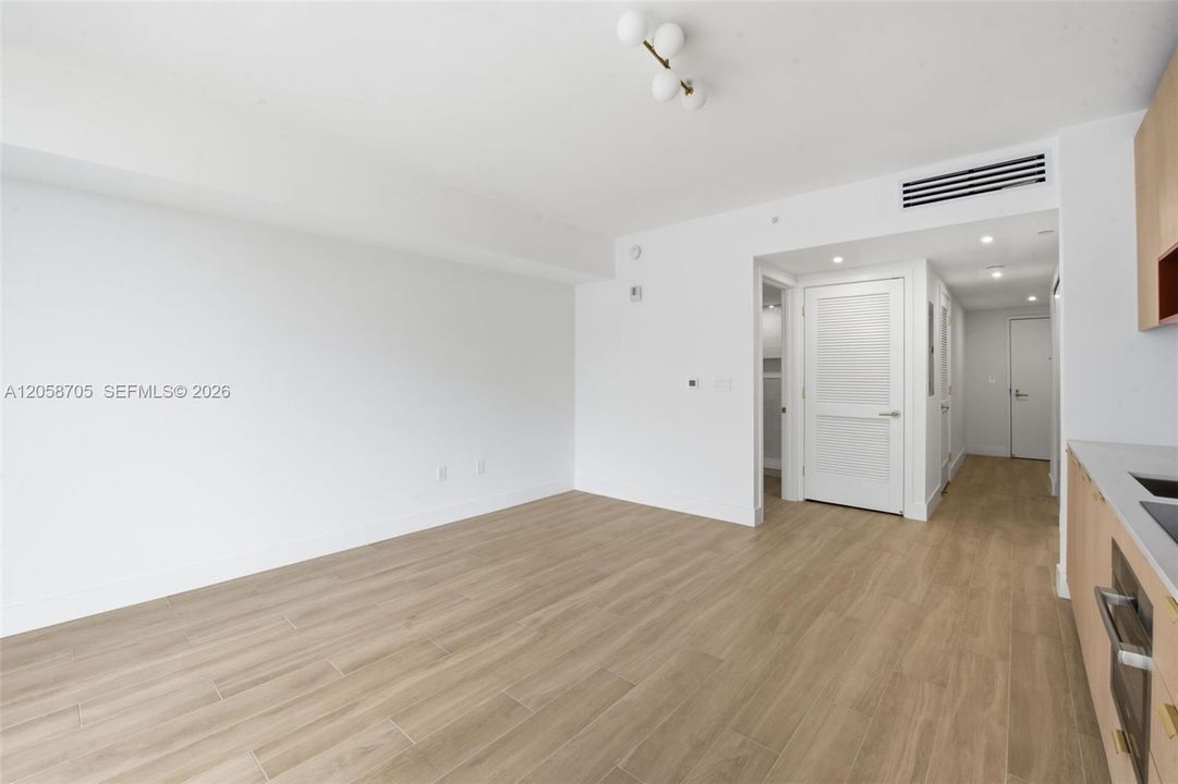 En Renta: $2,795 (0 camas, 1 baños, 535 Pies cuadrados)