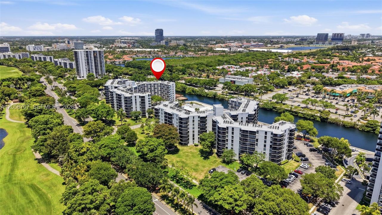 На продажу: $160,000 (1 спален, 2 ванн, 741 Квадратных фут)