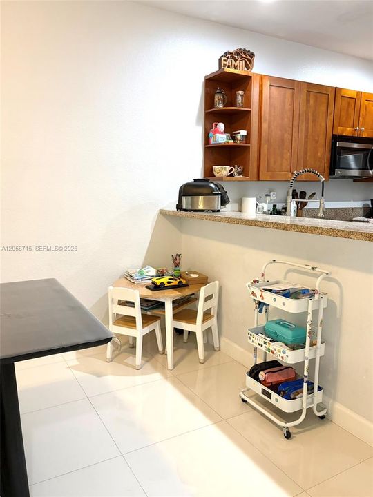 En Renta: $4,000 (3 camas, 3 baños, 2008 Pies cuadrados)