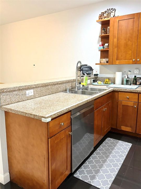 En Renta: $4,000 (3 camas, 3 baños, 2008 Pies cuadrados)