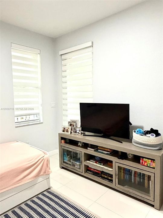 En Renta: $4,000 (3 camas, 3 baños, 2008 Pies cuadrados)