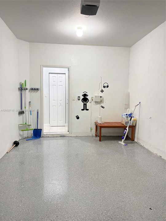 En Renta: $4,000 (3 camas, 3 baños, 2008 Pies cuadrados)