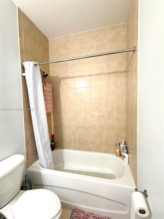 En Renta: $4,000 (3 camas, 3 baños, 2008 Pies cuadrados)