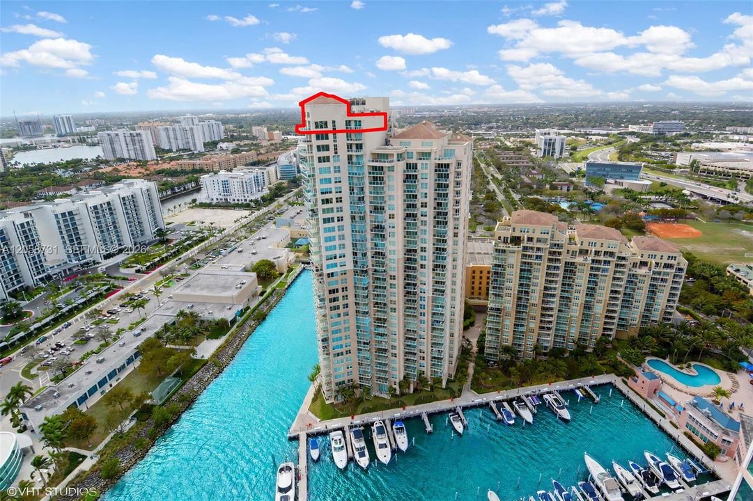 На продажу: $2,990,000 (3 спален, 3 ванн, 3301 Квадратных фут)