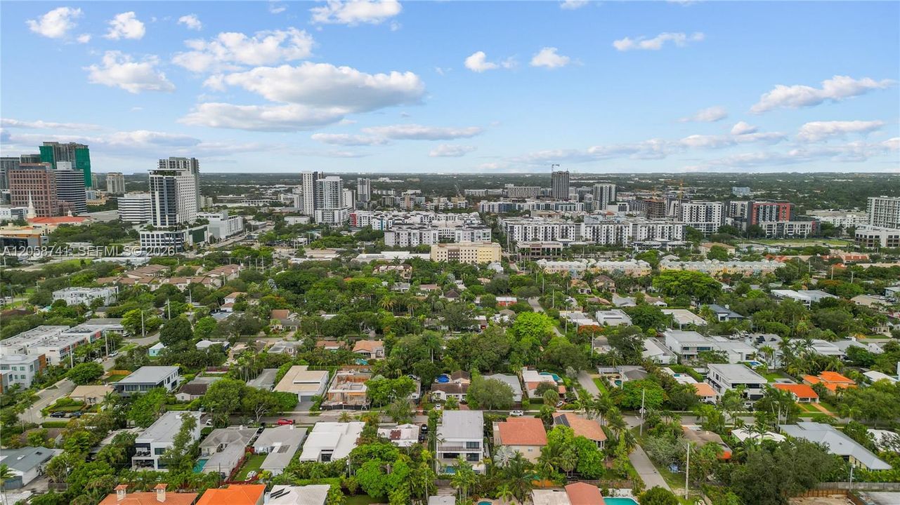 На продажу: $3,229,000 (5 спален, 4 ванн, 3438 Квадратных фут)