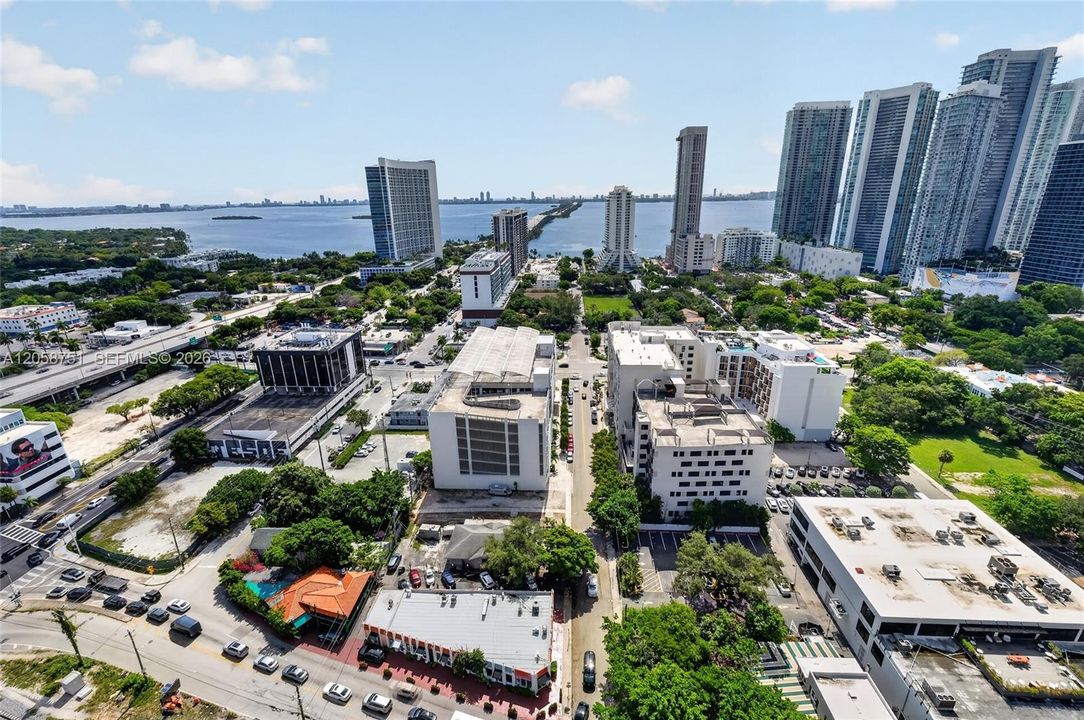 Active With Contract: $4,500 (2 beds, 2 baths, 1088 Square Feet)