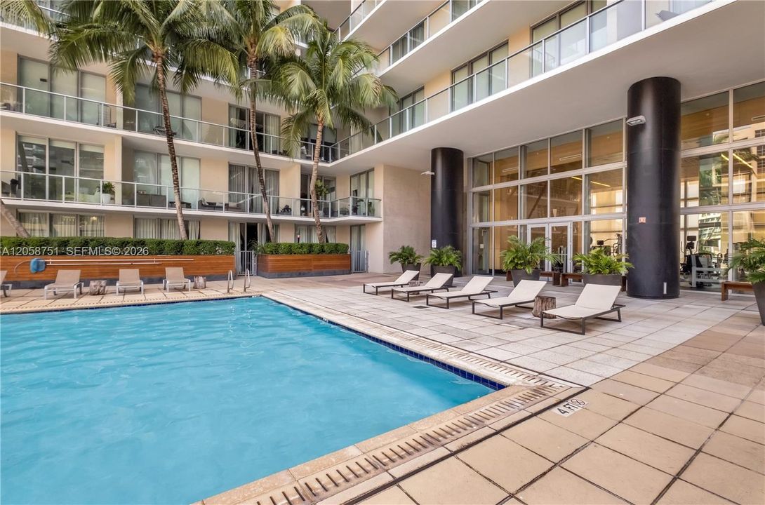 Active With Contract: $4,500 (2 beds, 2 baths, 1088 Square Feet)