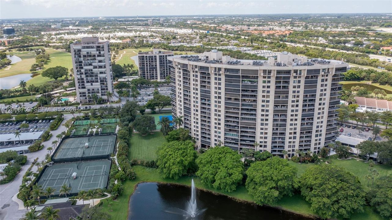 На продажу: $527,900 (3 спален, 3 ванн, 2250 Квадратных фут)