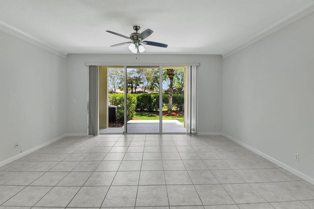 9917 PORTA LEONA LN