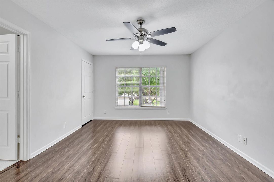 9917 PORTA LEONA LN